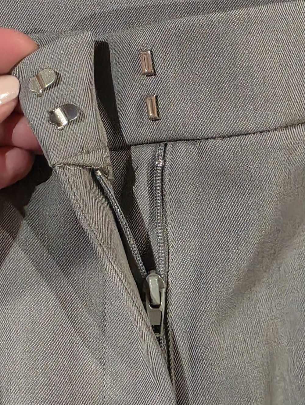 Anne Klein High Rise Wide Leg Dress Pants - Classic Tailored Fit- Size 12p - Picture 3 of 6